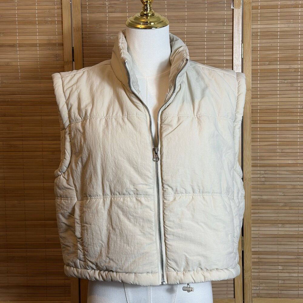 Thread + Supply Women’s Tan Puffer Vest M Zip-Front Sleeveless Nylon Pockets
